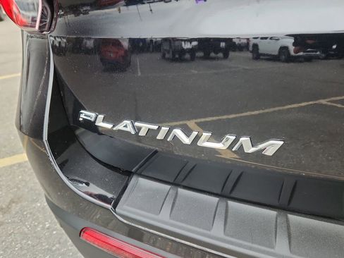 Used 2025 Ford Explorer Platinum w/ LUX Leather Package image 15