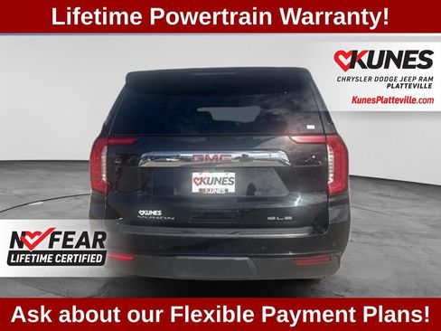 Used 2024 GMC Yukon SLE AWD/4WD image 9