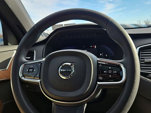 Certified 2023 Volvo XC90 B6 Plus w/ Protection Package Premier image 20