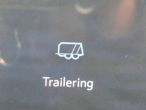 New 2026 Chevrolet Suburban Premier image 11