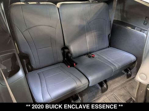 Used 2020 Buick Enclave Essence w/ Sound and Sites Package FWD image 5