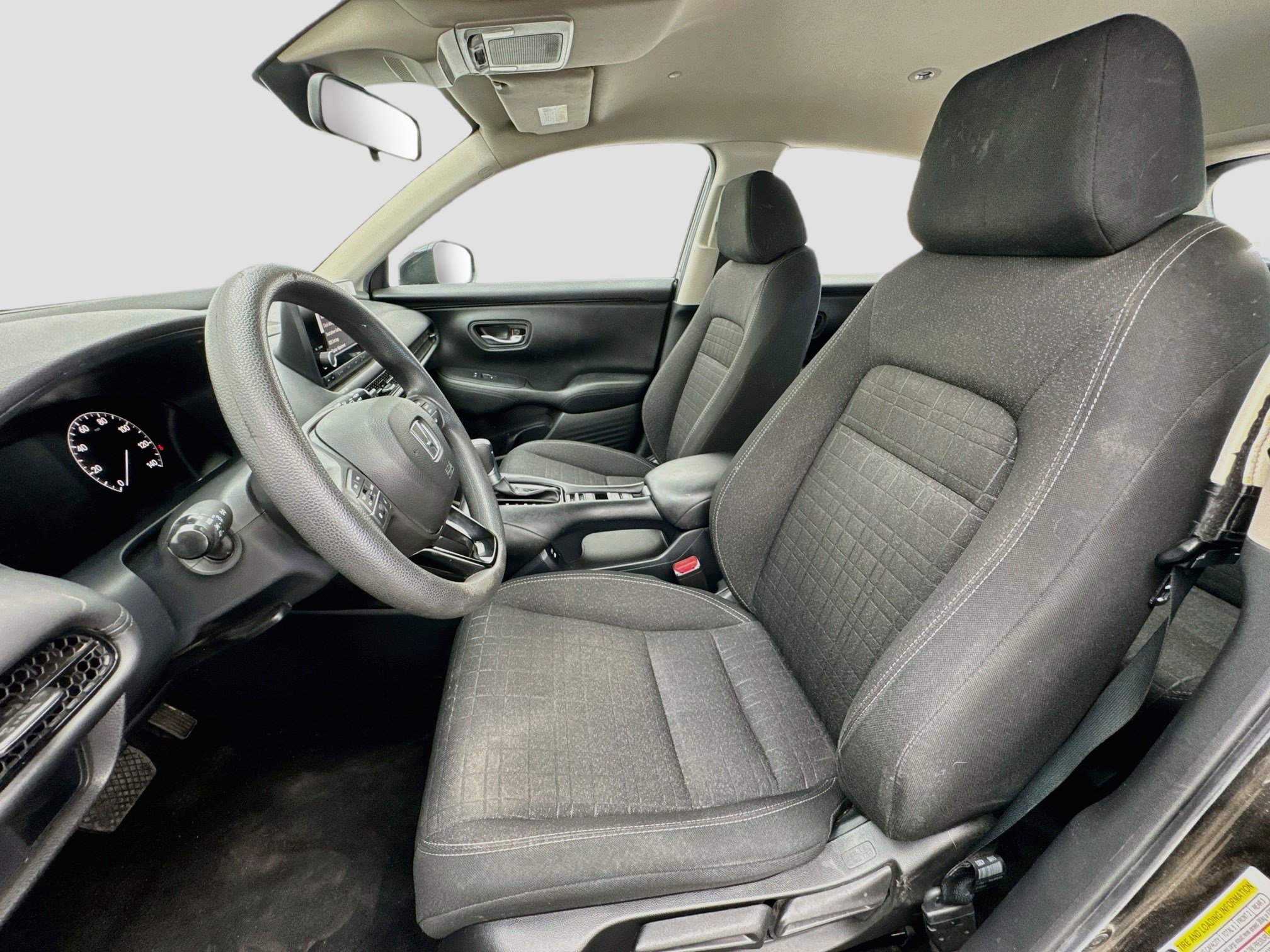 Used 2025 Honda HR-V LX image 13