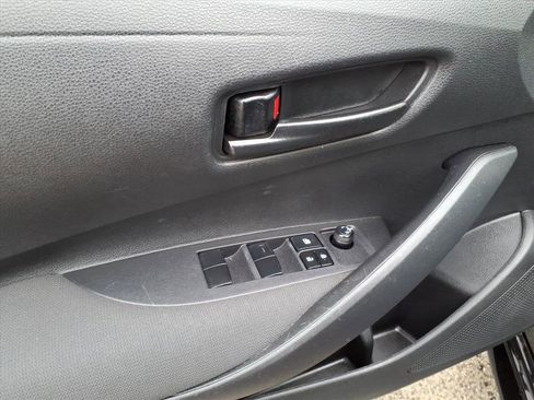 Certified 2023 Toyota Corolla LE image 12