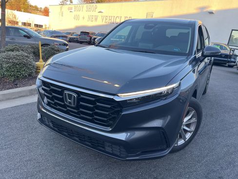 Used 2023 Honda CR-V EX-L image 1