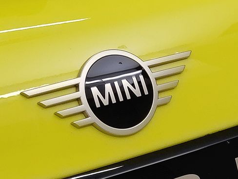 Used 2026 MINI Cooper S FWD image 9