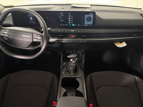 New 2026 Kia K4 FWD image 34