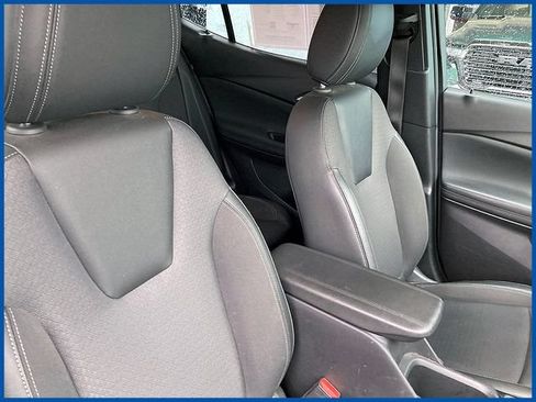 Used 2024 Buick Encore GX Preferred FWD image 9