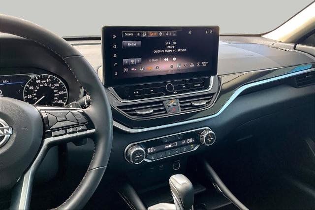 Certified 2025 Nissan Altima 2.5 SR w/ SR Premium Package FWD image 7