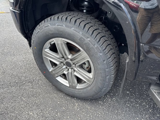 Used 2018 Ford F150 Lariat AWD/4WD image 9