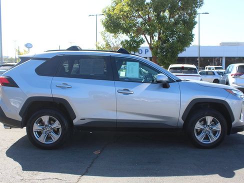 Used 2024 Toyota RAV4 LE AWD/4WD image 6