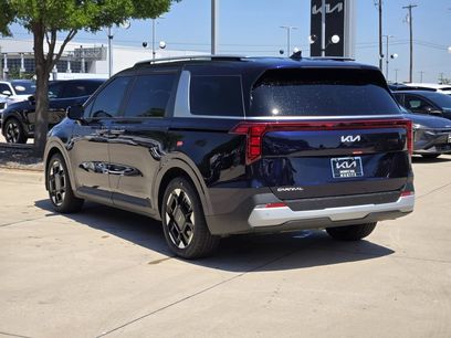 New 2026 Kia Carnival EX