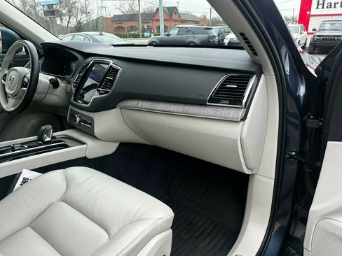 Used 2024 Volvo XC90 B6 Plus w/ Protection Package Premier image 23