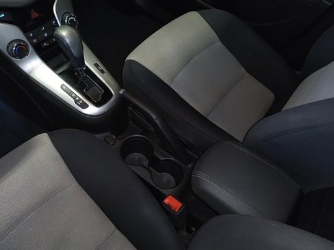 Used 2016 Chevrolet Cruze LS image 26
