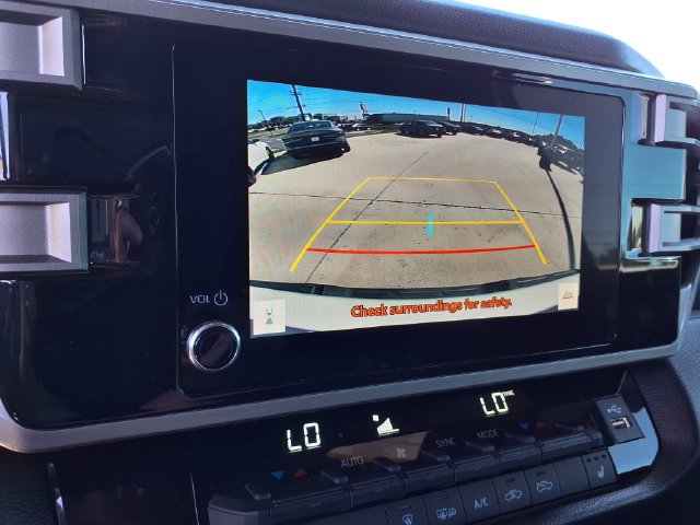 Used 2025 Toyota Tundra SR5 w/ SR5 Premium Package AWD/4WD image 9