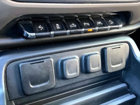 Used 2017 GMC Sierra 1500 Denali image 34