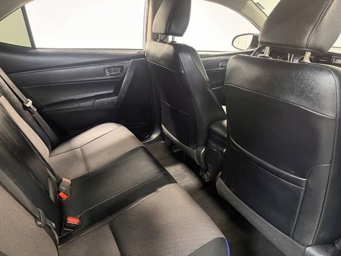 Used 2017 Toyota Corolla SE image 14