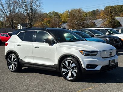 Used 2021 Volvo XC40 P8 Recharge w/ Advanced Package