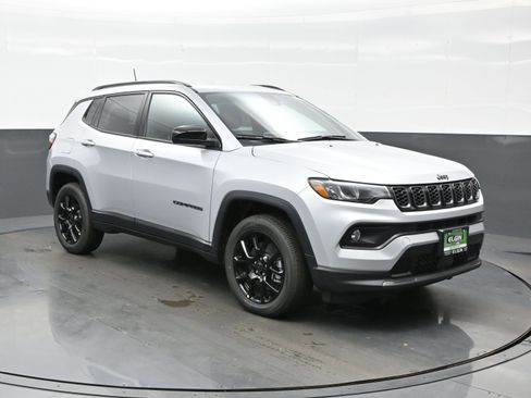 New 2026 Jeep Compass Latitude AWD/4WD image 11