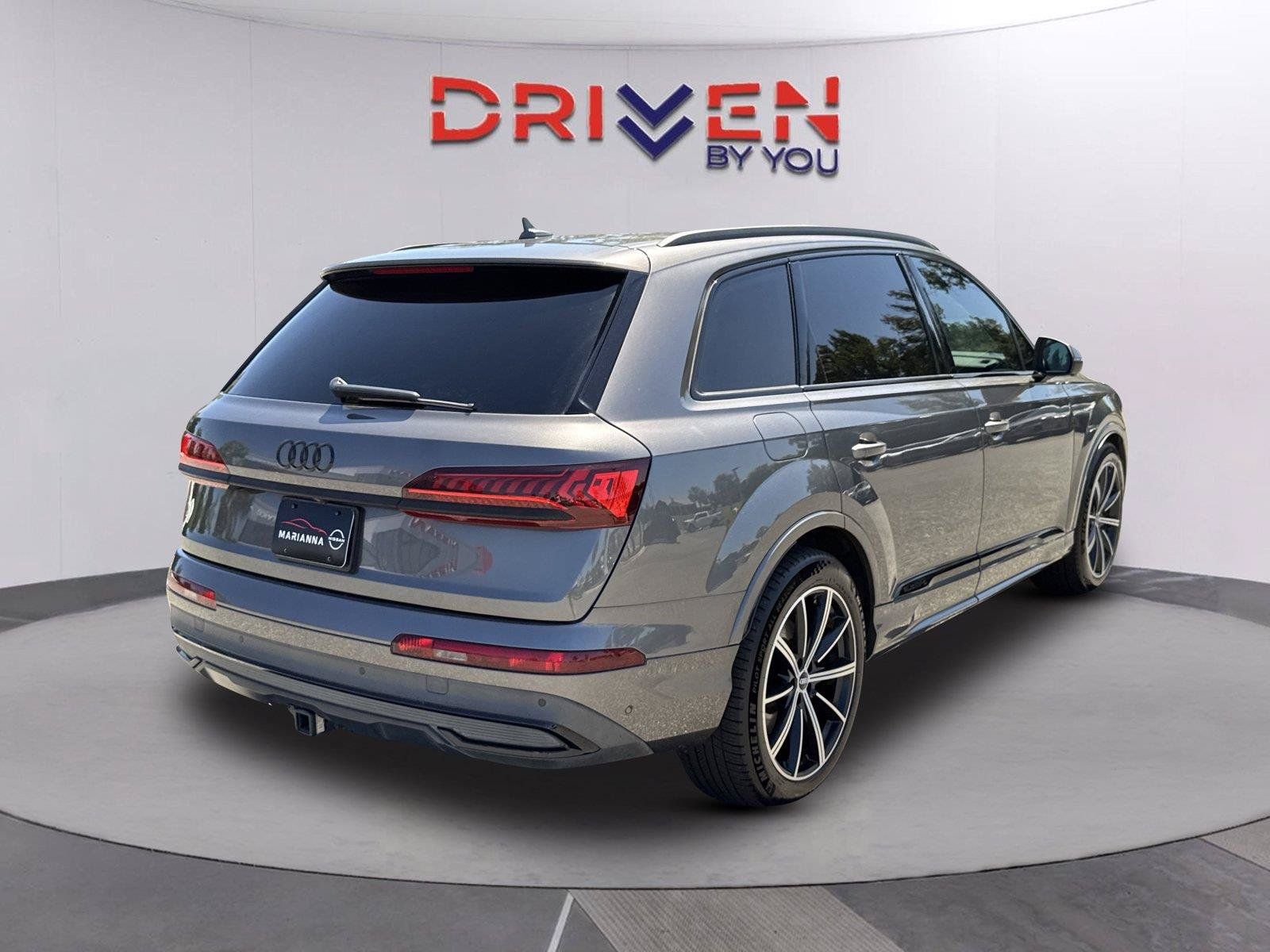 Used 2021 Audi Q7 3.0T Prestige AWD/4WD image 5