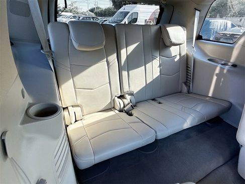 Used 2018 Cadillac Escalade Luxury image 31