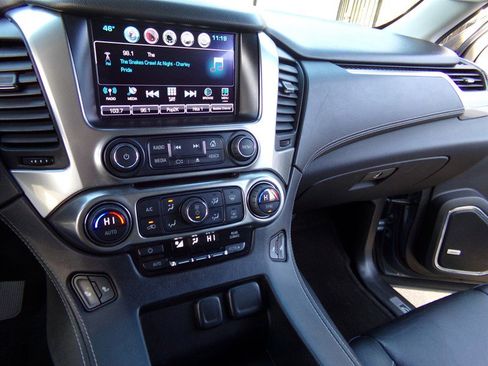 Used 2016 Chevrolet Suburban LT image 50