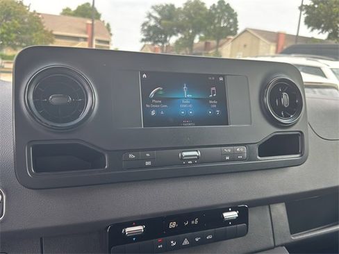 New 2024 Mercedes-Benz Sprinter 144 Cargo image 12