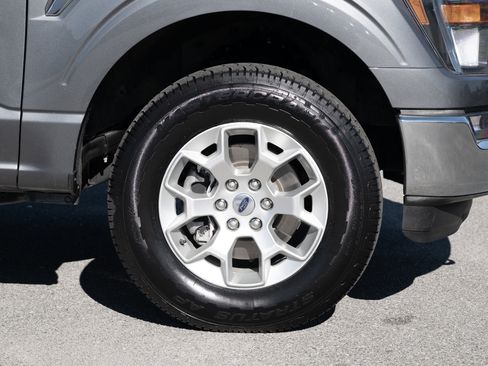 Used 2023 Ford F150 XLT image 11