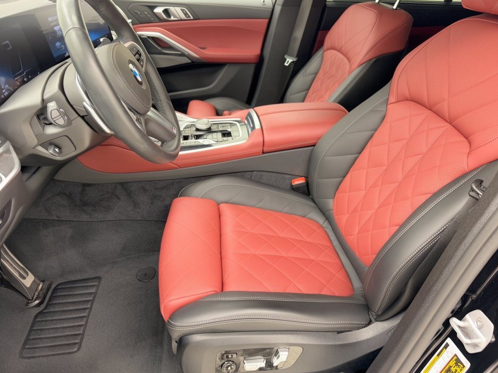Certified 2025 BMW X6 xDrive40i w/ Executive Package AWD/4WD image 5