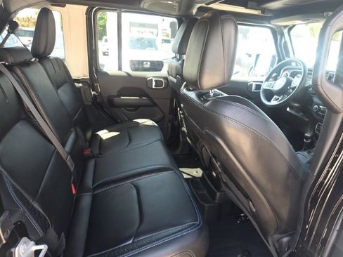 Used 2022 Jeep Wrangler Unlimited Sport AWD/4WD image 13