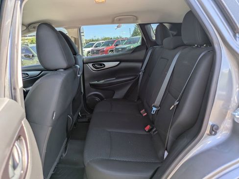 Used 2018 Nissan Rogue Sport S w/ S Appearance Package image 13