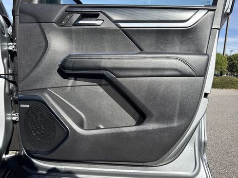 Certified 2025 GMC Acadia Elevation image 30