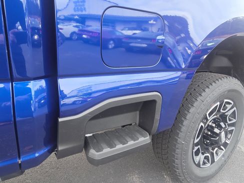 New 2026 Ford F250 Platinum image 13