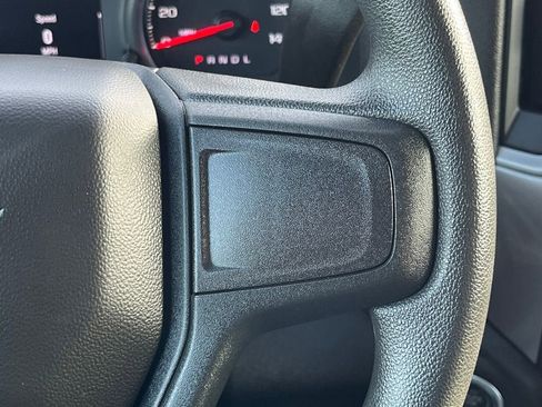 Used 2022 Chevrolet Silverado 1500 Custom image 22