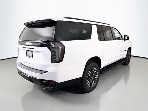 New 2026 Chevrolet Suburban Z71 w/ Comfort Package AWD/4WD image 9