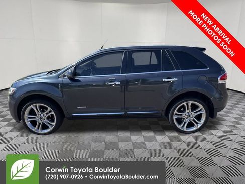 Used 2013 Lincoln MKX AWD image 4