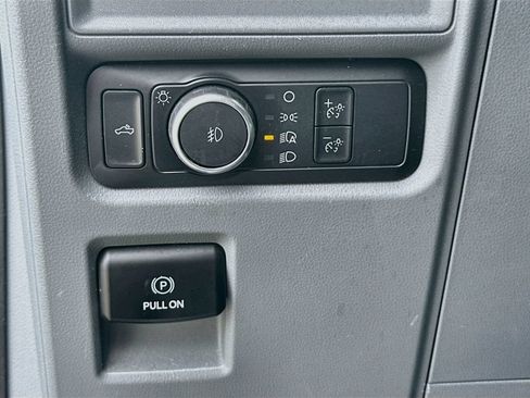 Used 2023 Ford F150 XLT AWD/4WD image 10