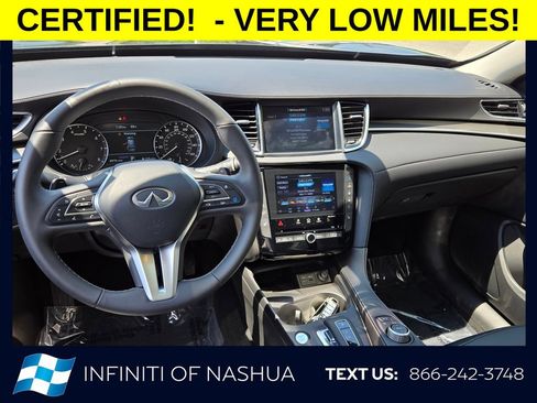 Certified 2025 INFINITI QX50 Luxe AWD/4WD image 10