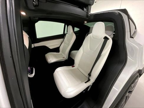 Used 2022 Tesla Model X AWD/4WD image 14