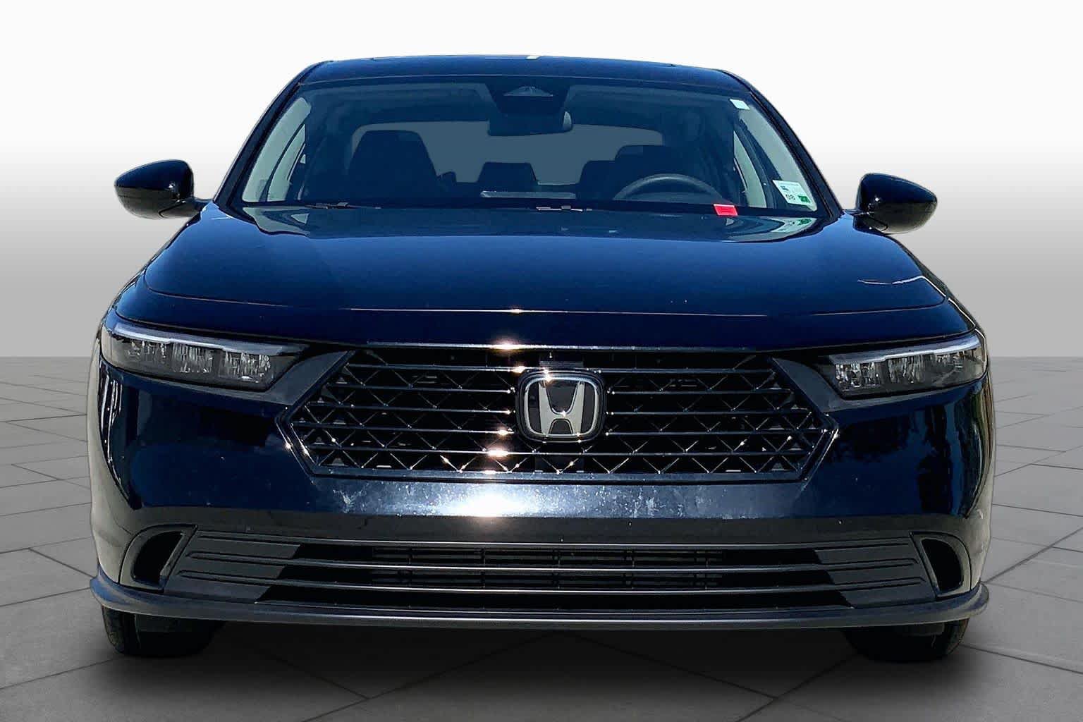 Used 2023 Honda Accord EX image 4