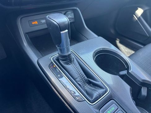 Used 2022 Honda Civic EX image 19