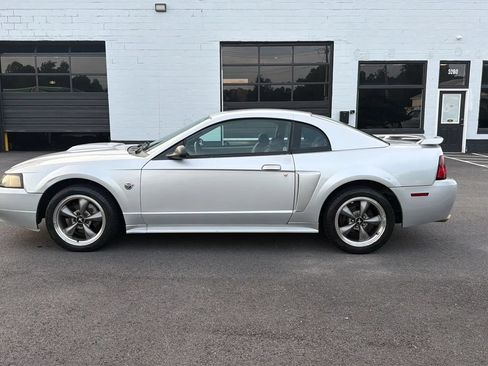 Used 2004 Ford Mustang GT Premium RWD image 4