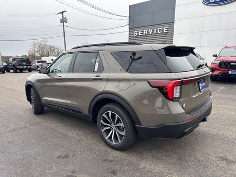 New 2026 Ford Explorer ST-Line AWD/4WD image 41