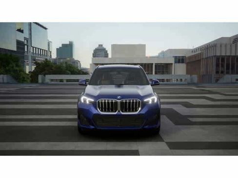 Used 2026 BMW X1 xDrive28i w/ M Sport Package AWD/4WD image 3