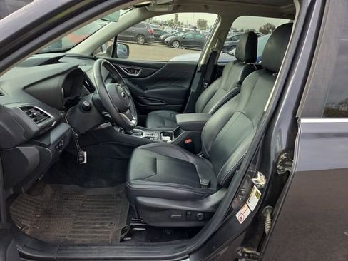 Used 2019 Subaru Forester Limited image 12
