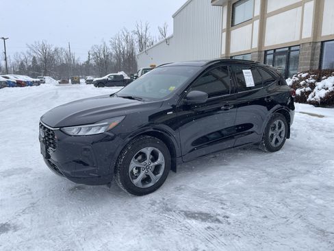 Certified 2023 Ford Escape ST-Line w/ Tech Pack #1 image 8