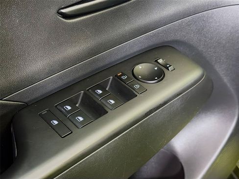 Certified 2024 Hyundai Kona SEL FWD image 19