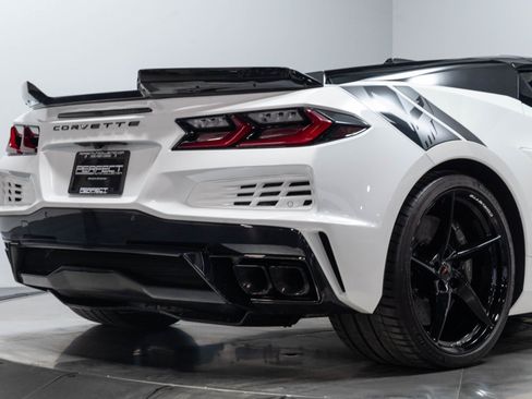 Used 2024 Chevrolet Corvette E-Ray w/ Stealth Interior Trim Package AWD/4WD image 32