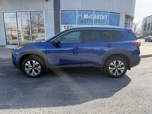 Used 2023 Nissan Rogue SV w/ SV Premium B Package image 2