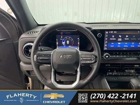 Used 2023 Chevrolet Colorado Z71 w/ Z71 Convenience Package 2 image 25