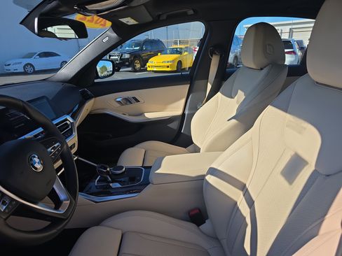 Used 2022 BMW 330i 330i w/ Convenience Package image 19